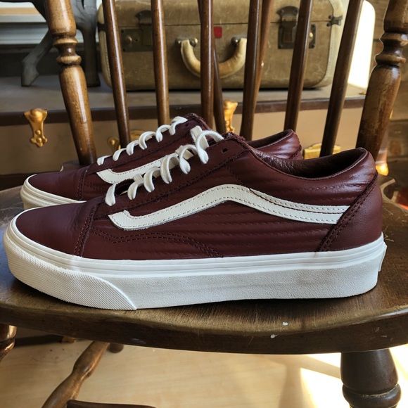 Vans Shoes - Leather Vans Size 6 Men’s or 7.5 Women’s